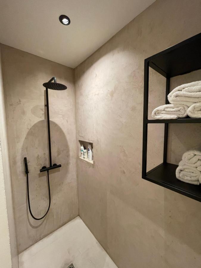 3 Luxury Design With Airconditioning, Close To St-pieters Station Appartamento