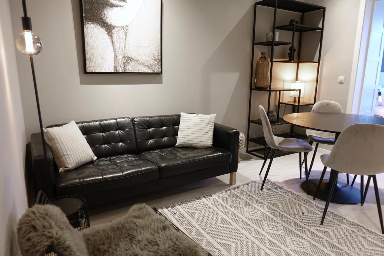 Appartamento 3 Luxury Design With Airconditioning, Close To St-pieters Station