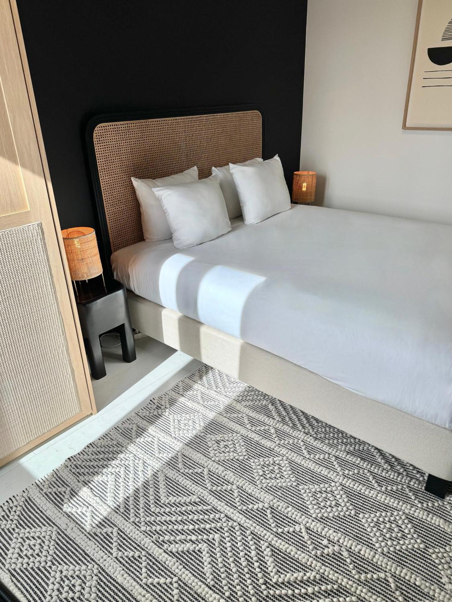 Appartamento 3 Luxury Design With Airconditioning, Close To St-pieters Station